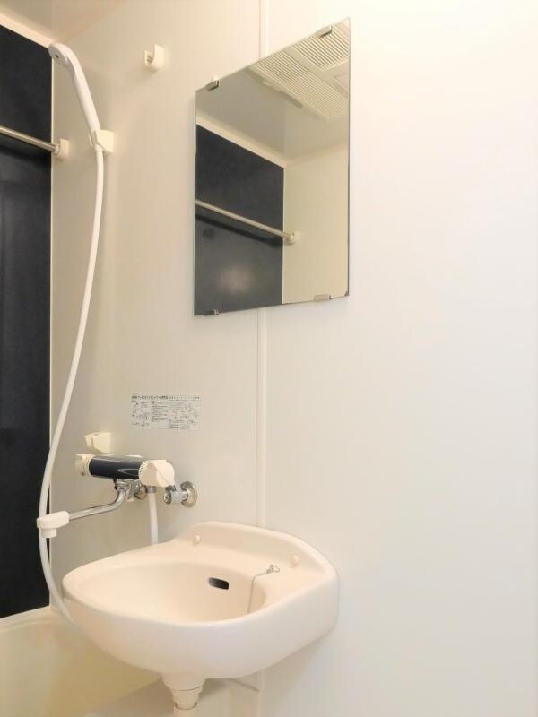 ARTESSIMOLINKBREZZAの物件内観写真