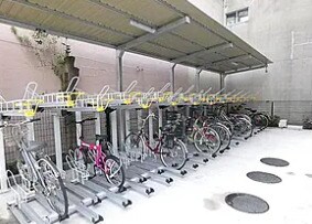 イート アパートメント ヴェリタスの物件外観写真