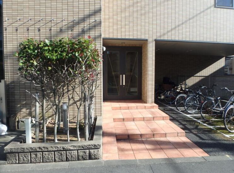 セルピエンテⅡの物件外観写真