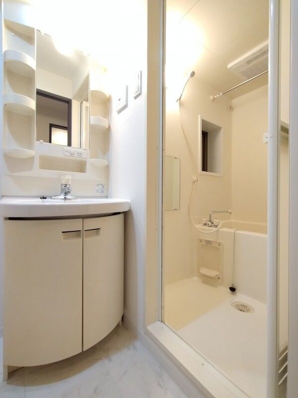 グランティアラ東京ＥＡＳＴの物件内観写真