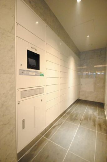 ケーディーエックスレジデンス豊洲の物件内観写真