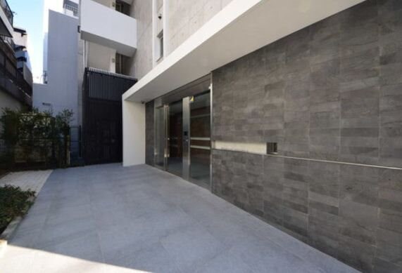 プラウドフラット菊川の物件外観写真