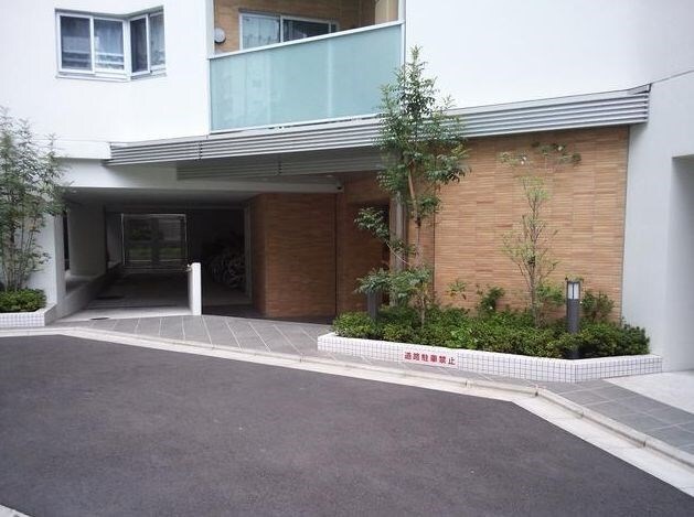 ポレスター千代田御茶ノ水の物件外観写真