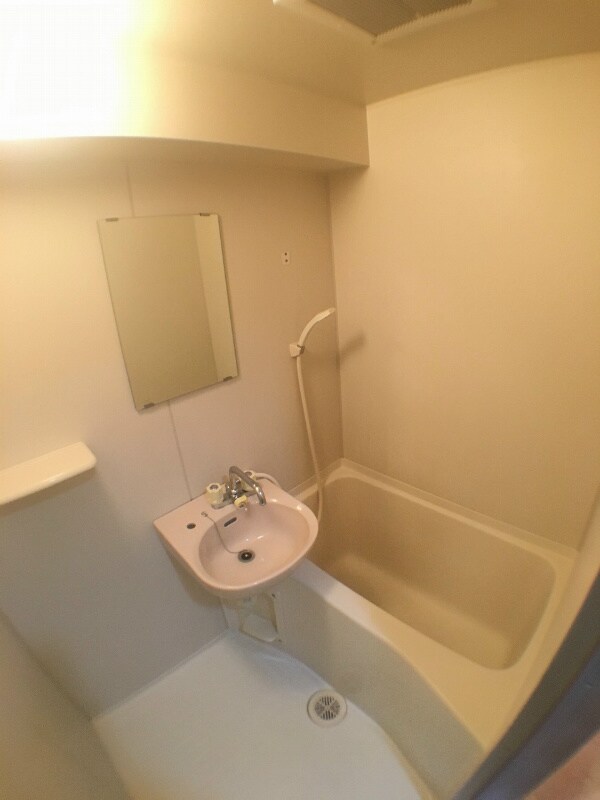 JUN中山手の物件内観写真