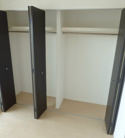 アドバンス神戸湊町の物件内観写真