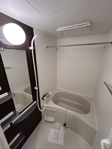 セレニテ神戸元町の物件内観写真