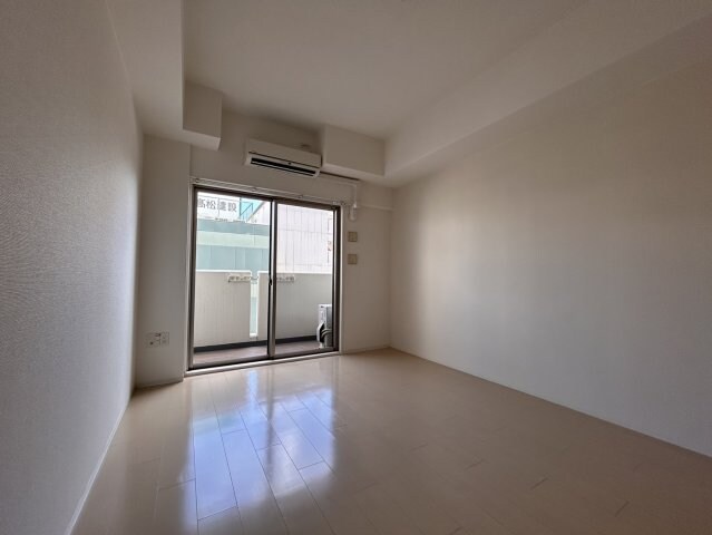 セレニテ神戸元町の物件内観写真