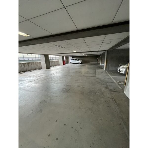 ストークコートの物件外観写真