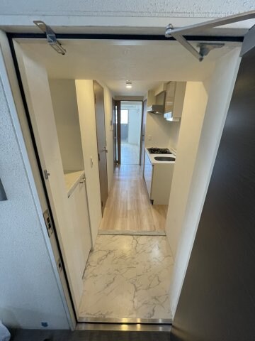 ワールドアイ神戸湊町の物件内観写真