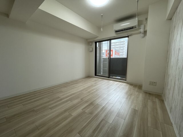 ワールドアイ神戸湊町の物件内観写真