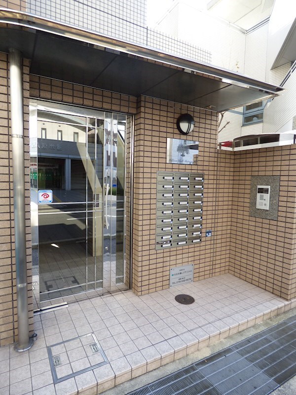 摂津本山駅 徒歩2分 4階の物件外観写真