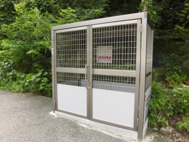 イーストヒルズ平野の物件内観写真