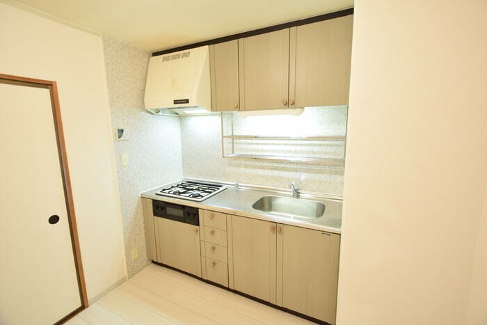 イーストヒルズ平野の物件内観写真