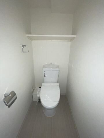 ファーストフィオーレ神戸湊町の物件内観写真