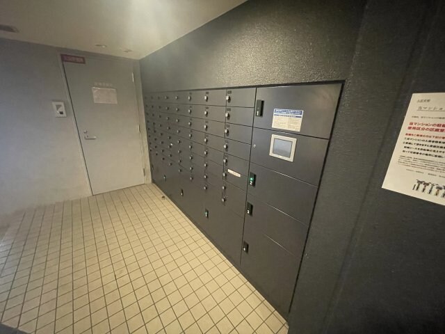 ファーストフィオーレ神戸湊町の物件内観写真