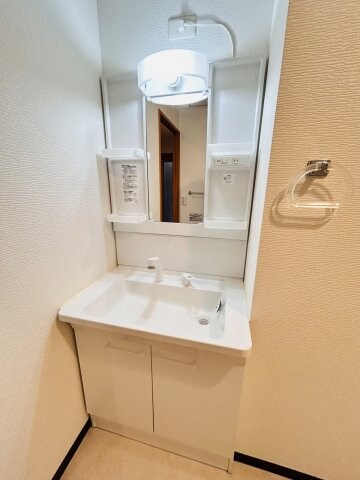 カンファ高木西の物件内観写真