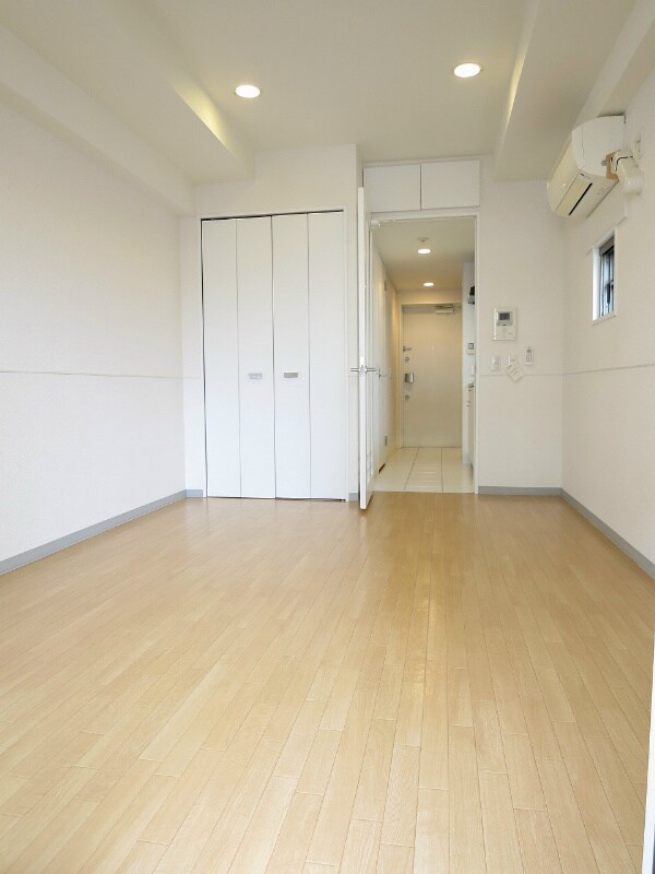 インベスト神戸エアフロントの物件内観写真