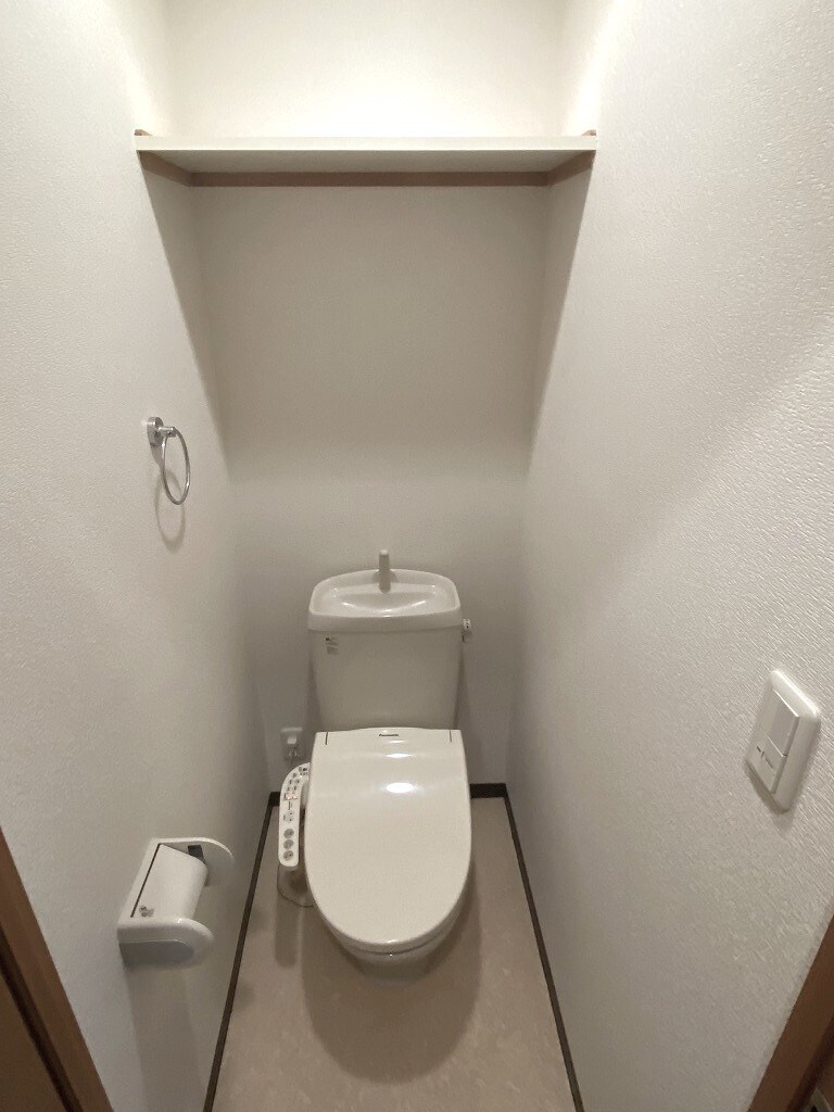 タカマツ神戸駅南通の物件内観写真