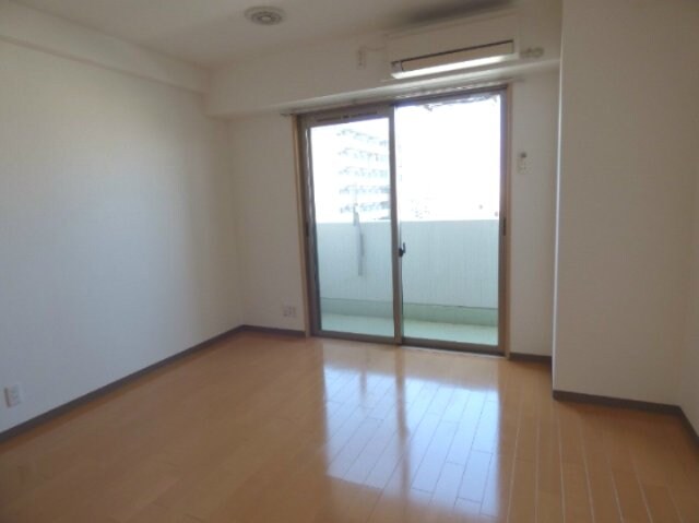 タカマツ神戸駅南通の物件内観写真