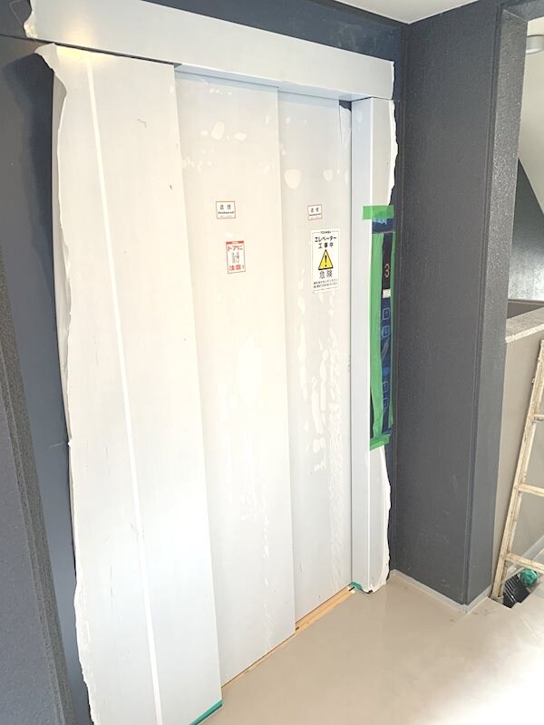 ワールドアイ神戸湊町の物件内観写真