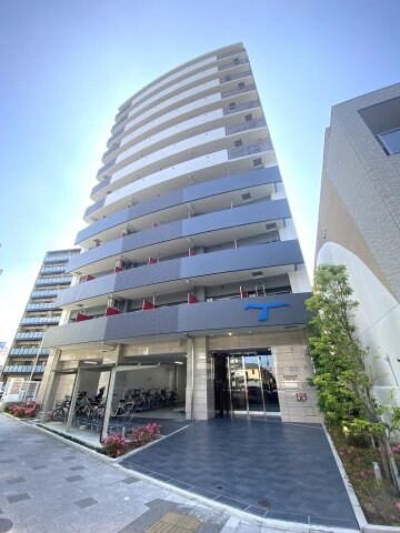 セレニテ神戸プリエの物件外観写真