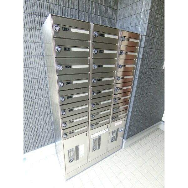 リブリ・スカイブルーライズの物件内観写真