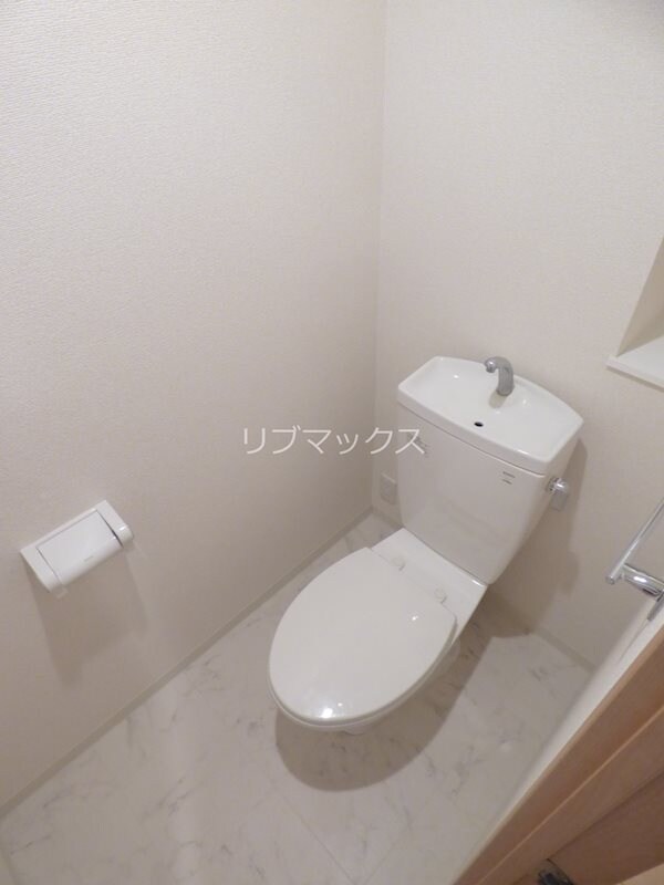 甲子園六石町ハイツの物件内観写真