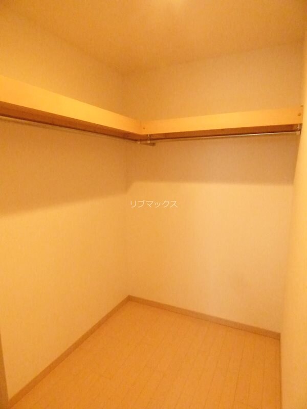 甲子園六石町ハイツの物件内観写真