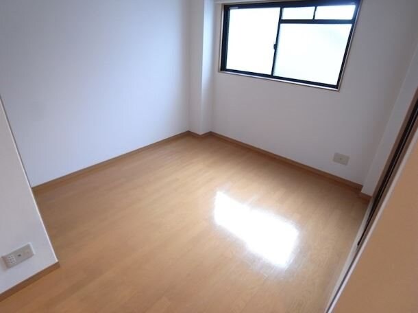 エルハイムの物件内観写真