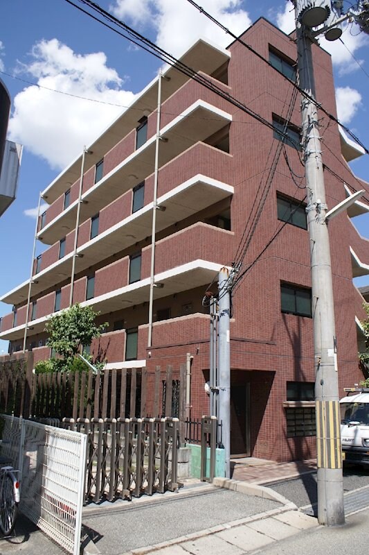 カーサデゼント西宮北口の物件外観写真