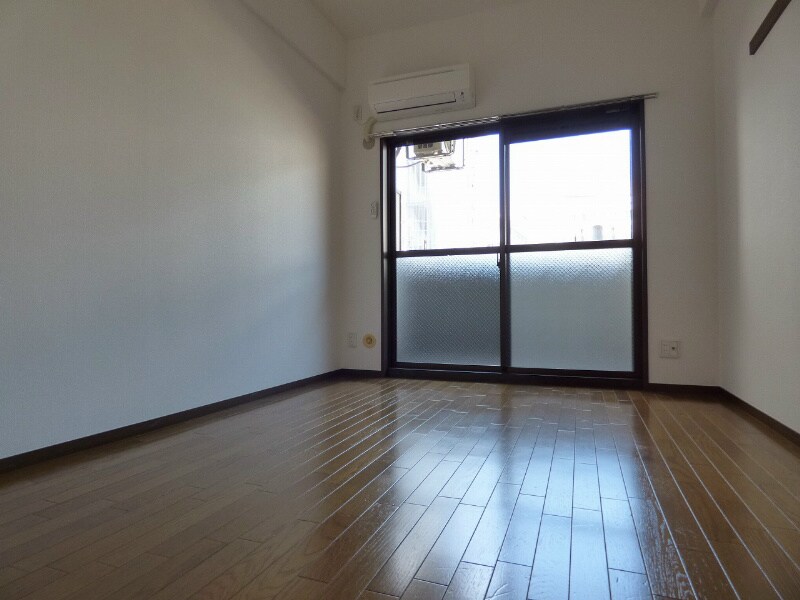 リーガル新神戸の物件内観写真