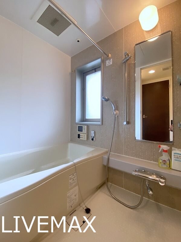 プレジール三ノ宮の物件内観写真