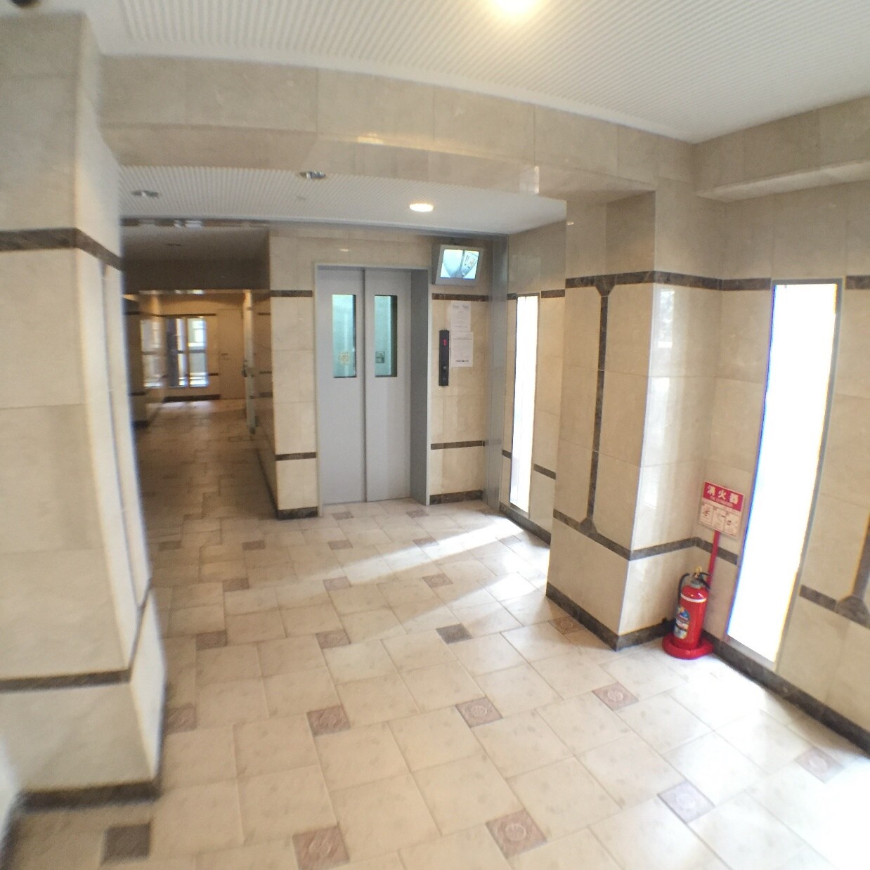 プレサンス神戸裁判所前の物件外観写真