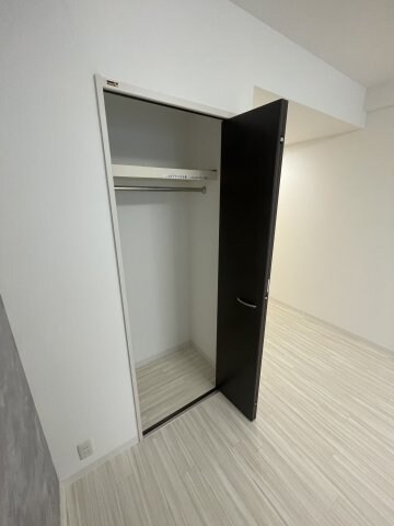 ラ・ウェゾン湊川公園の物件内観写真