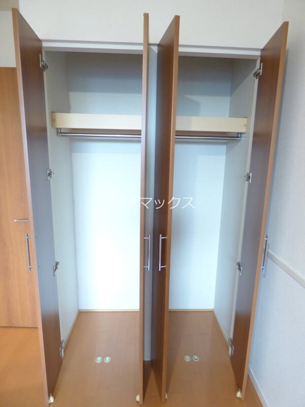 甲子園六石町ハイツの物件内観写真