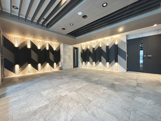 アドバンス神戸マーレの物件外観写真