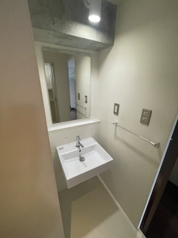 ロイスグラン神戸湊川公園の物件内観写真