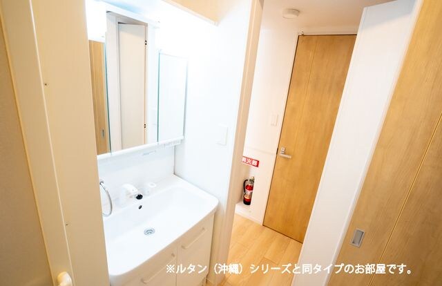 ヴィラ・アリーエ　Ⅴの物件内観写真