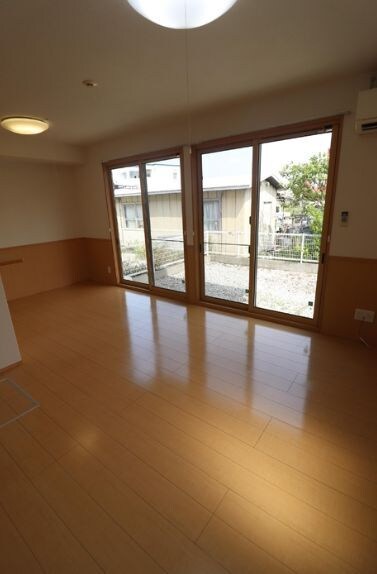 ガーデンハウス 胡麻川原の物件内観写真