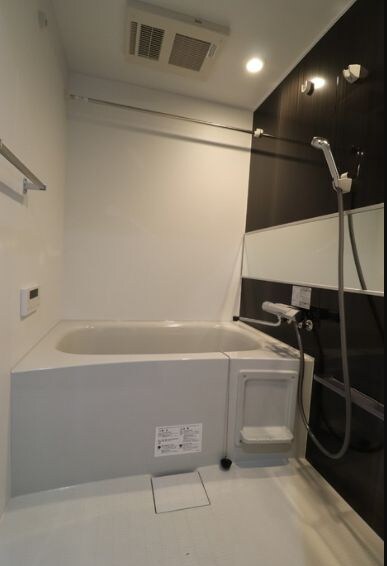 N-FLAT matsuyamaの物件内観写真