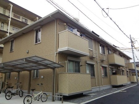 パイン　コートの物件外観写真