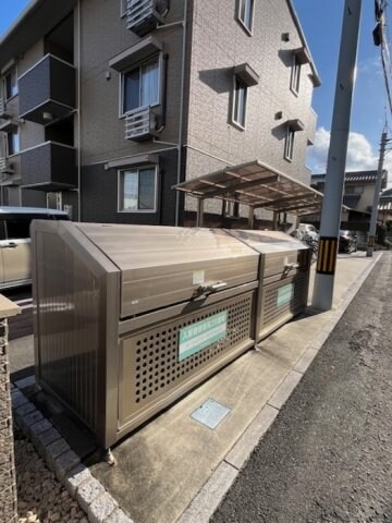 パインコートにほの物件内観写真