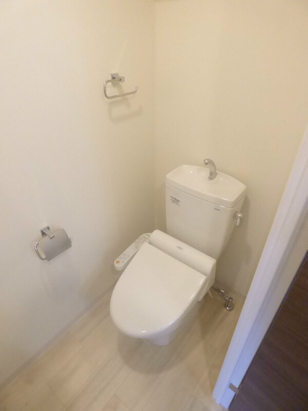 スプリングヘッズ鷹野橋の物件内観写真