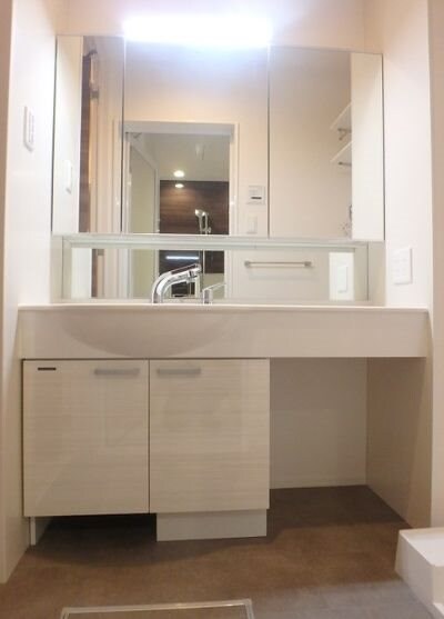 ミルフォード白島の物件内観写真