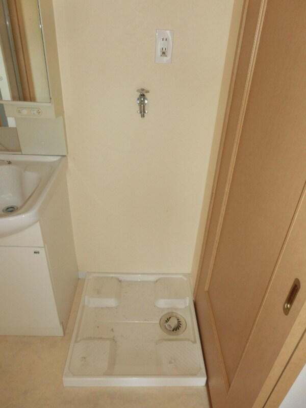 グラビスコート紙屋町の物件内観写真