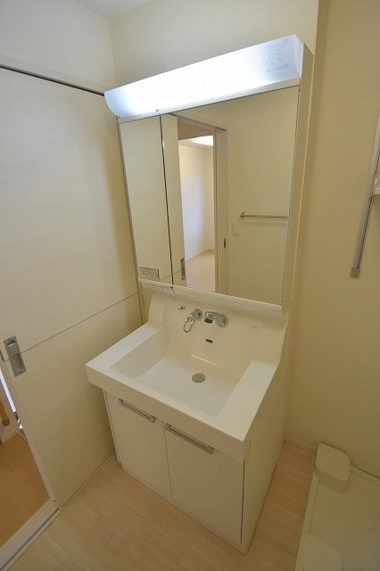 カスタニエ緑井の物件内観写真