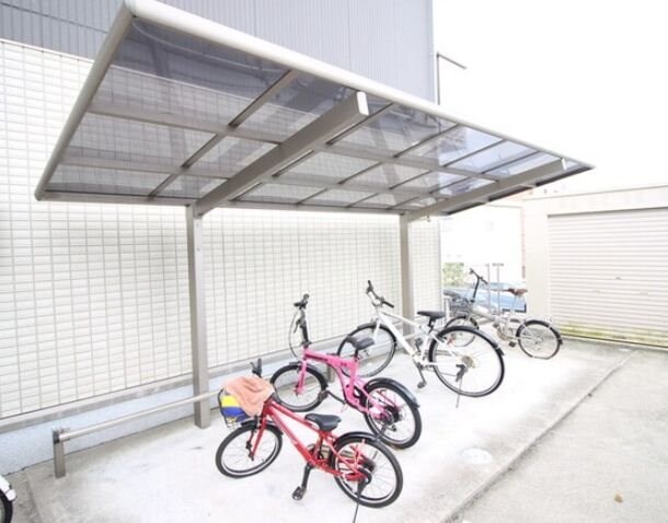 カスタニエ緑井の物件内観写真