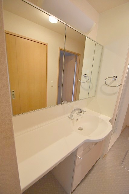 ＣＯＣＯＣＩＡ　ＴＥＮＮＭＡの物件内観写真