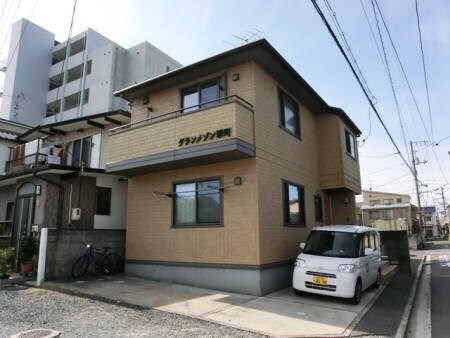 グランメゾン翠町の物件外観写真