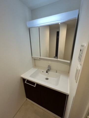 ラルウェンディ縮景園前イーストの物件内観写真